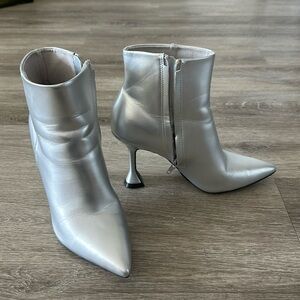 Silver metallic heeled boots